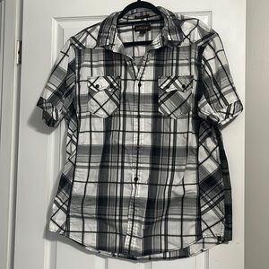 Helix XL Plaid Casual Button Down Shirt